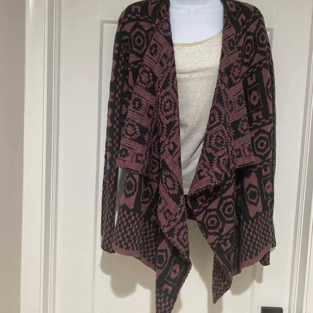 Cardigan sweater